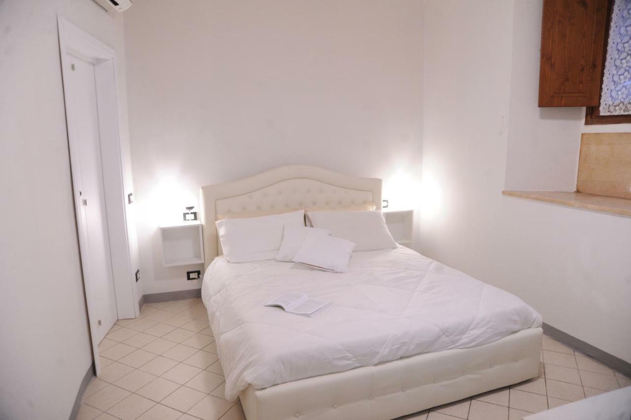 Apartment 8 ฟลอเรนซ์ ภายนอก รูปภาพ
