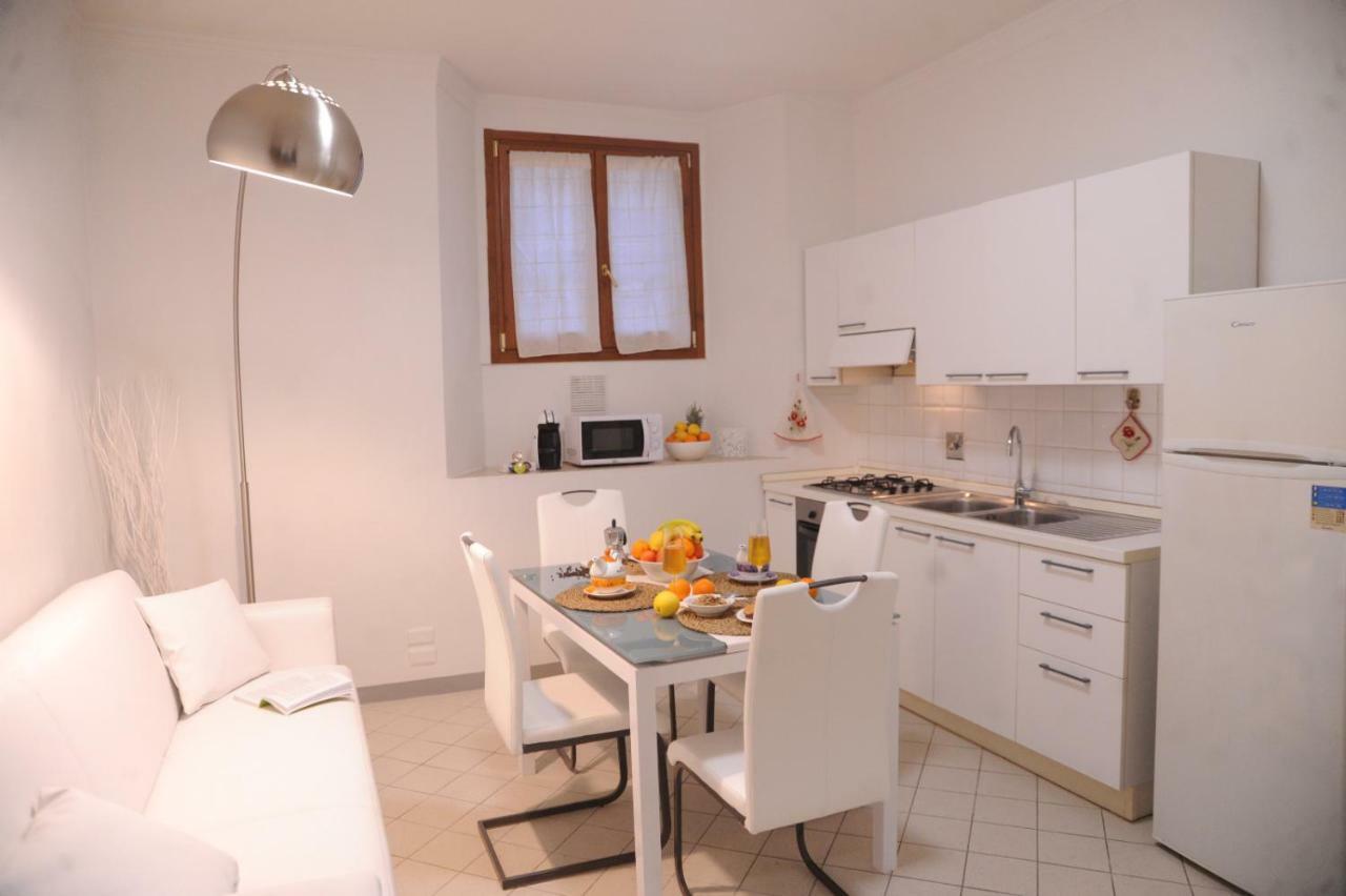 Apartment 8 ฟลอเรนซ์ ภายนอก รูปภาพ